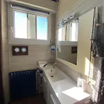Maison *