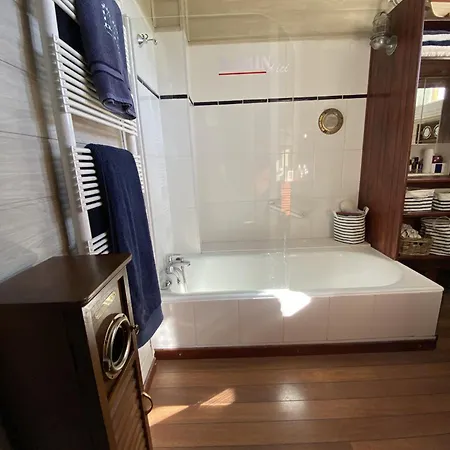 Дом отдыха Maison *